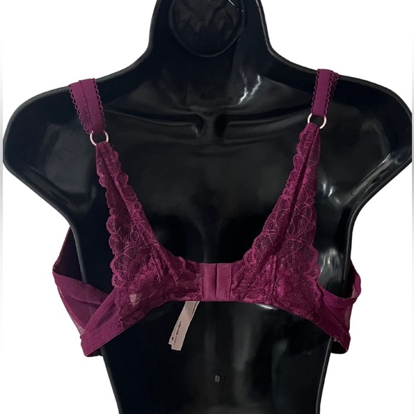 👙Victoria's Secret Wireless Lace Bra - Picture 2 of 5